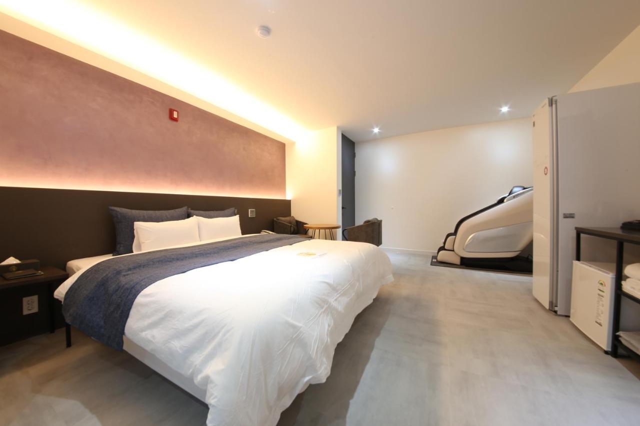 2Night Business Hotel Jeonju Exterior photo